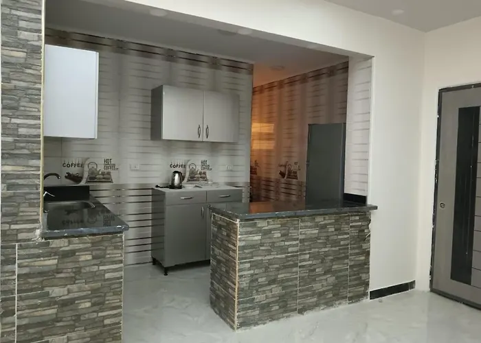 رويال بالاس Apartman Gurdaka